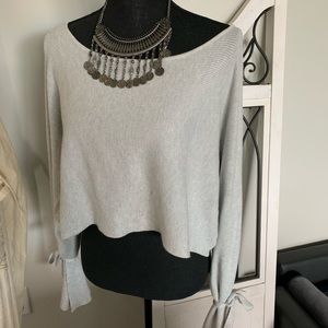Sexy Zara off the shoulder crop sweater NWT size M